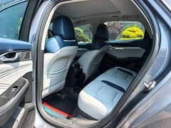 Geely Xingrui 2.0T Diesel Exclusive Cyan Green Edition - ფოტო 6
