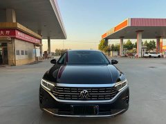 Volkswagen Passat 2023 330TSI Luxury - ფოტო 4
