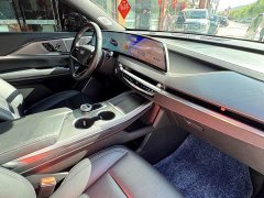 Cadillac XT5 2.0T Luxury - ფოტო 17
