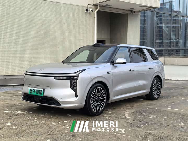IM Motors Zhiji LS8 52 Max Luxury Six-Seater - ავტომობილი ჩინეთიდან