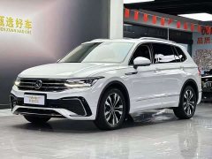 Volkswagen Tiguan L 2023 330TSI Automatic FWD R-Line Comfort Edition - ფოტო 1