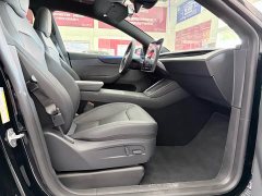 Tesla Model Y Rear-Wheel Drive - ფოტო 17