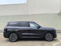 IM Motors Zhiji LS8 52 Max Luxury Six-Seater - ფოტო 13