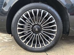 IM Motors Zhiji LS8 52 Max Luxury Six-Seater - ფოტო 17