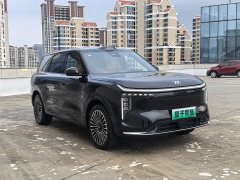 IM Motors Zhiji LS8 52 Max Luxury Six-Seater - ფოტო 3
