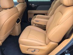 IM Motors Zhiji LS8 52 Max Luxury Six-Seater - ფოტო 5