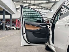 Buick GL6 323T Hybrid Connected Luxury - ფოტო 4