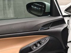 Buick GL6 323T Hybrid Connected Luxury - ფოტო 5