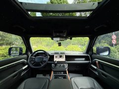 Land Rover Defender Facelift 110 3.0T P400 Dark Edition - ფოტო 17