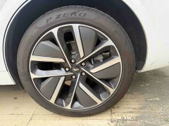 Li Auto L6 Pro - ფოტო 10