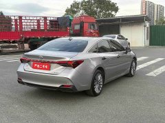 Toyota Avalon 2024 Hybrid 2.0L Luxury - ფოტო 9