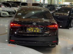 Toyota Avalon 2.0L XLE Premium Edition - ფოტო 11