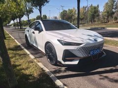 Changan UNI-V 1.5T Sport Edition - ფოტო 3