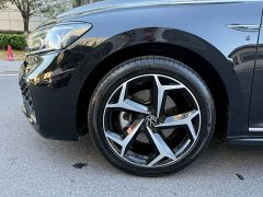 Volkswagen Passat Facelift 330TSI Starry Sky Luxury Edition - ფოტო 17
