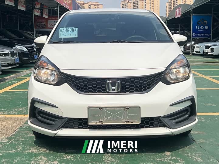 Honda Fit 1.5L CVT Trend Edition - ავტომობილი ჩინეთიდან