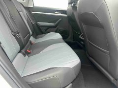 Volkswagen Lavida Facelift 1.5L Automatic Five Million Edition - ფოტო 12