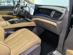 Denza D9 2022 DM-i 970 AWD Flagship - ფოტო 18