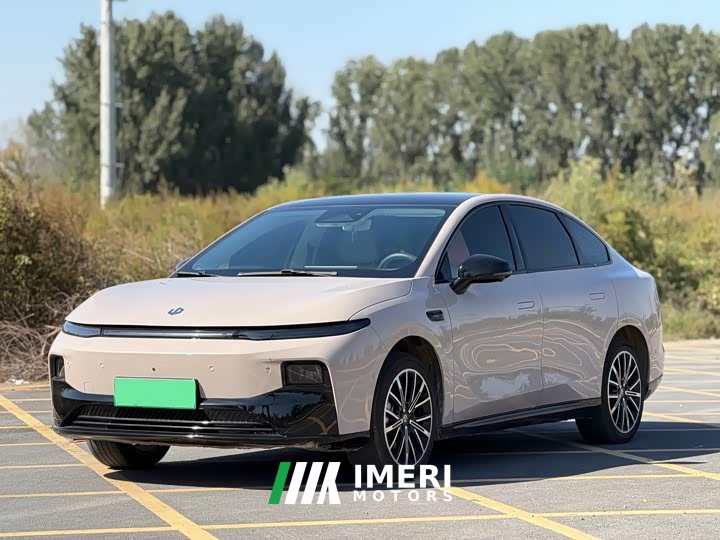 Leapmotor B01 650 Pleasure Edition - ავტომობილი ჩინეთიდან