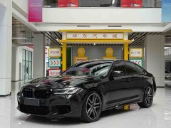 BMW M5 - ფოტო 1