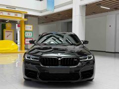 BMW M5 - ფოტო 2