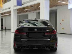 BMW M5 - ფოტო 3