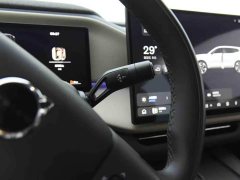 Volvo XC70 Plug-in Hybrid 2026 Two-Wheel Drive Long Range Core - ფოტო 12