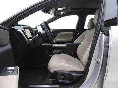 Volvo XC70 Plug-in Hybrid 2026 Two-Wheel Drive Long Range Core - ფოტო 9