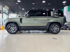Land Rover Defender 110 3.0T P400 Dark Edition - ფოტო 4