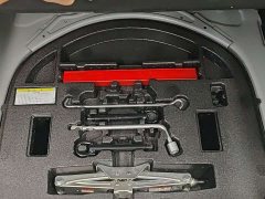 Toyota Corolla Hybrid 1.8H E-CVT Sport - ფოტო 16