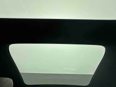 Mercedes-Benz GLB 180 Fashion - ფოტო 14