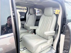Buick GL8 Land Business Class Comfort Edition - ფოტო 6