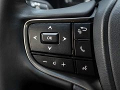Lexus ES 200 Premium Edition - ფოტო 17