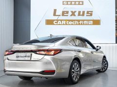 Lexus ES 200 Premium Edition - ფოტო 7