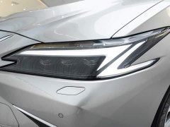 Lexus ES 200 Premium Edition - ფოტო 8