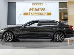 BMW 5 Series 530Li Luxury M Sport Package - ფოტო 3