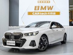 BMW 5 Series 530Li Luxury M Sport Package - ფოტო 2