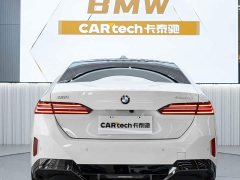 BMW 5 Series 530Li Luxury M Sport Package - ფოტო 5