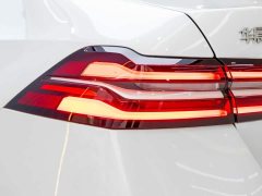 BMW 5 Series 530Li Luxury M Sport Package - ფოტო 9