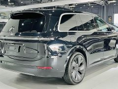 Li Auto L9 2023 Pro - ფოტო 4