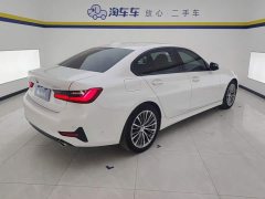 BMW 3 Series 2022 320i M Sport Package - ფოტო 3