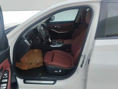BMW 3 Series 2022 320i M Sport Package - ფოტო 9