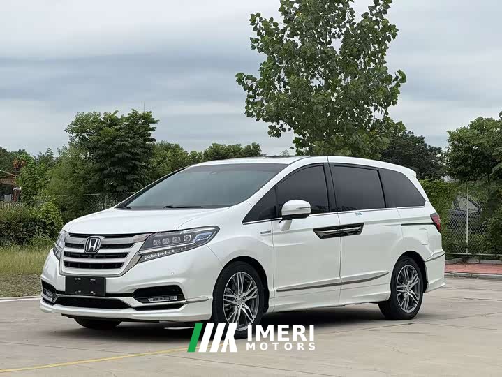 Honda Elysion 2.0L Hybrid Elite Edition