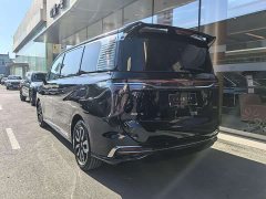 FAW Red Flag HQ9 2.0T Smart Connected Premium Edition - ფოტო 9