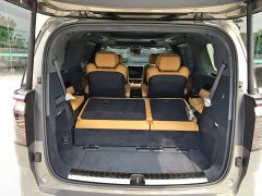 Zeekr Geely Geometry 009 Seven-Seat Ultra Home Edition - ფოტო 9