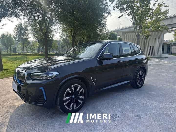 BMW iX3 Leading Edition - ავტომობილი ჩინეთიდან