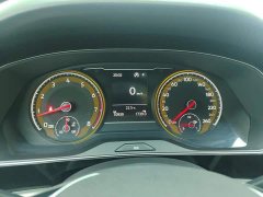 Volkswagen Passat 330TSI Elite - ფოტო 14