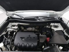 Mitsubishi Outlander 2021 2.4L AWD Radiance Edition 5-Seater - ფოტო 6