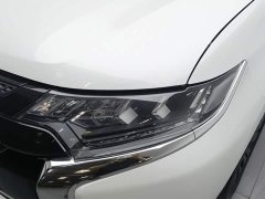 Mitsubishi Outlander 2021 2.4L AWD Radiance Edition 5-Seater - ფოტო 7