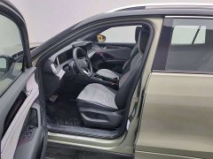 Volkswagen Taos L 380TSI AWD Luxury Easy Package - ფოტო 14