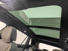 Volkswagen Taos L 380TSI AWD Luxury Easy Package - ფოტო 9